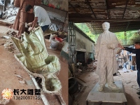 东莞长大雕塑玻璃钢白求恩雕塑制作中