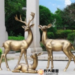公园仿铜小鹿雕塑制作完成啦~